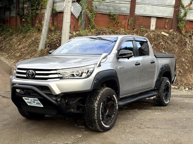 ハイラックス2.4 Z ディーゼル 4WD
