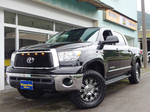 タンドラクルーマックス プラチナム 5.7 V8 4WD
