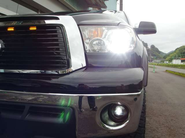 タンドラクルーマックス プラチナム 5.7 V8 4WD