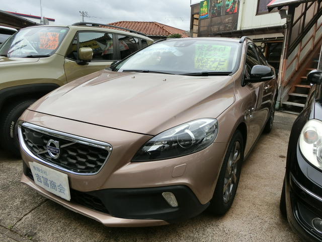 V40クロスカントリーT5 4WD