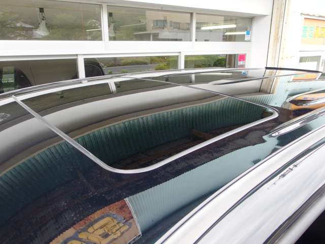 タンドラクルーマックス プラチナム 5.7 V8 4WD