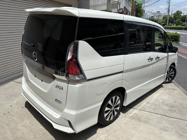 多くの中からご覧頂きありがとうございます。 在庫車全てルームクリーニング・コーティング施工しその他オイル交換、点検を実施し納車致します。 ご不明な点などありましたら、お気軽にご連絡ください。  全国登録納車可能