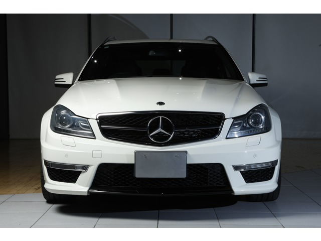CクラスワゴンAMG C63 パフォーマンスパッケージ