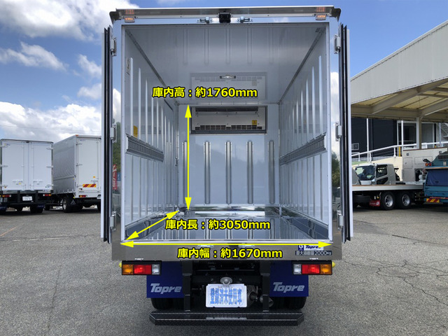 キャンター冷蔵冷凍車