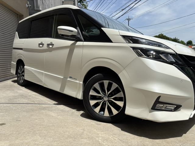 多くの中からご覧頂きありがとうございます。 在庫車全てルームクリーニング・コーティング施工しその他オイル交換、点検を実施し納車致します。 ご不明な点などありましたら、お気軽にご連絡ください。  全国登録納車可能