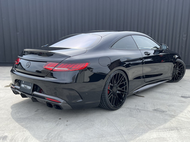SクラスクーペAMG S63 4マチック 4WD