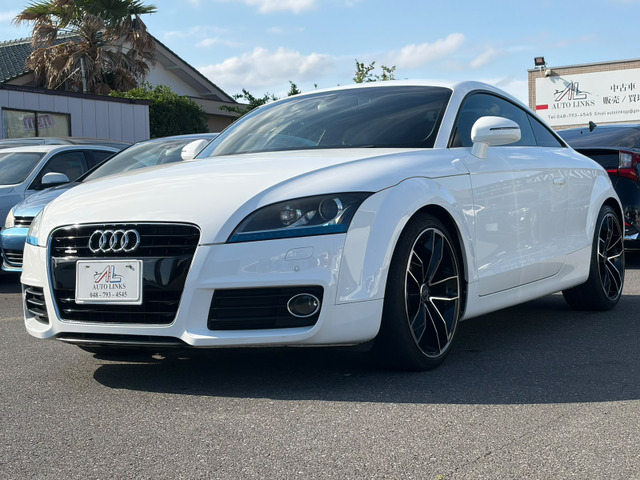 TTクーペ2.0 TFSI クワトロ 4WD