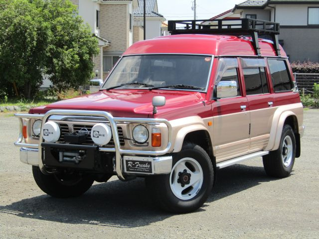 サファリ4.2 エクストラ ハイルーフ キングズロード ディーゼル 4WD