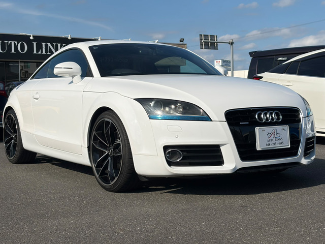 TTクーペ2.0 TFSI クワトロ 4WD