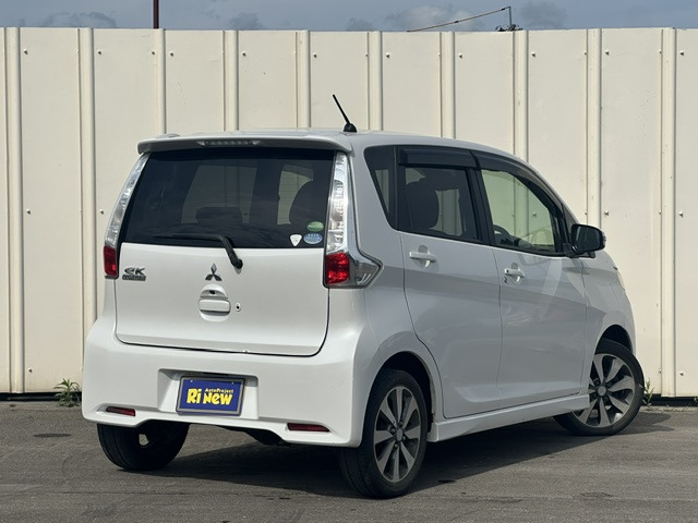 eKカスタムT e-アシスト 4WD