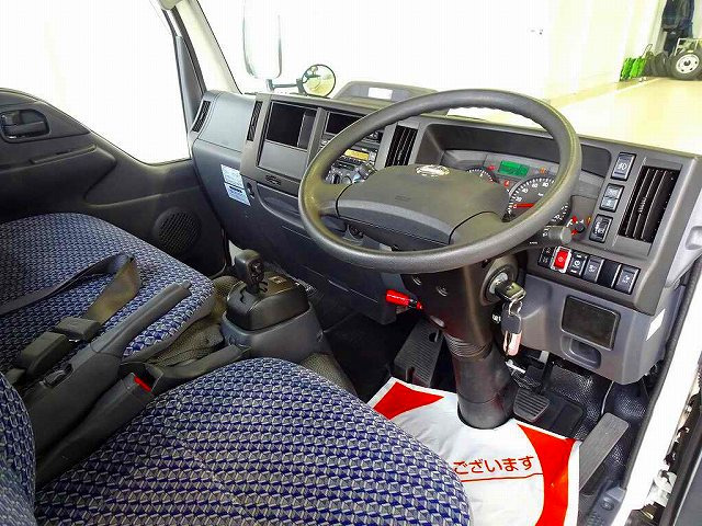 アトラス3.0 フルスーパーロー ディーゼル 4WD