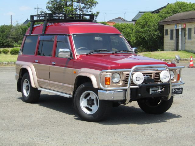 サファリ4.2 エクストラ ハイルーフ キングズロード ディーゼル 4WD