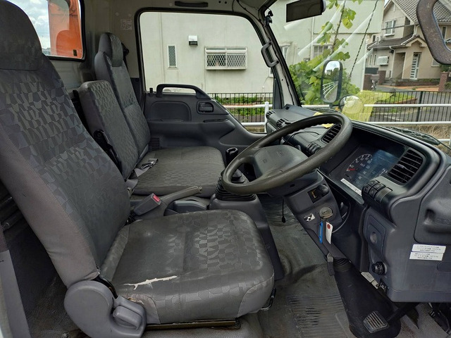 エルフ積載車