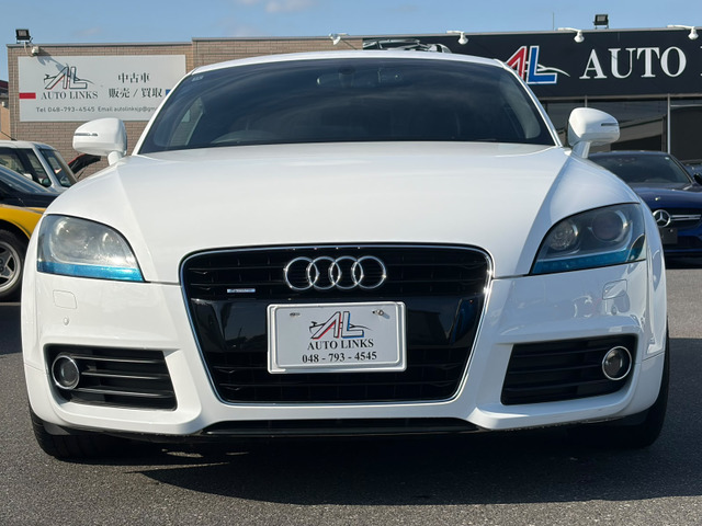 TTクーペ2.0 TFSI クワトロ 4WD