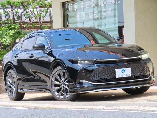 クラウンクロスオーバー2.5 G アドバンスト レザー パッケージ E-Four 4WD