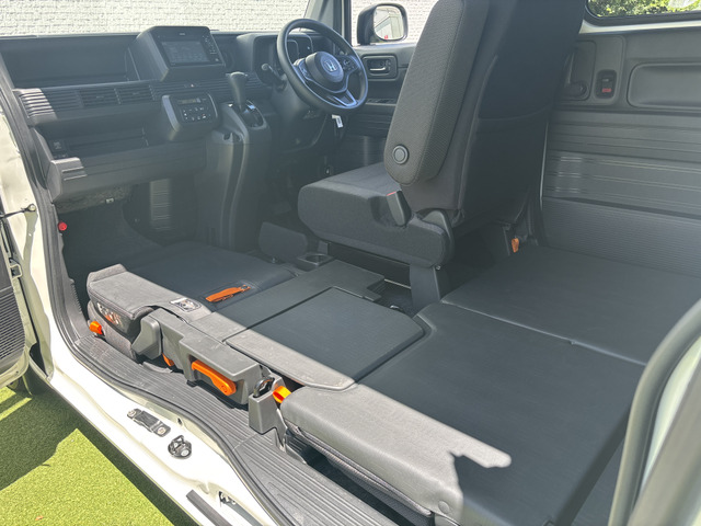 N-VAN