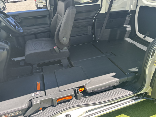 N-VAN