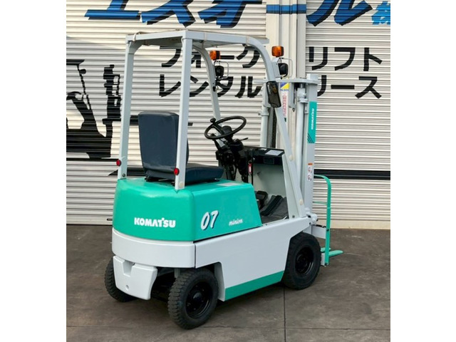 コマツ電動フォークリフト