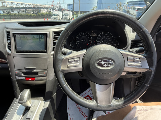 レガシィアウトバック2.5 i アイサイト 4WD