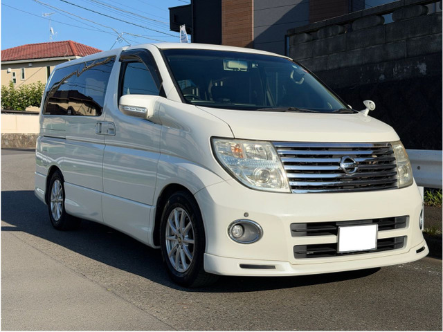 エルグランド2.5 250ハイウェイスター アンシャンテ ステップタイプ 4WD