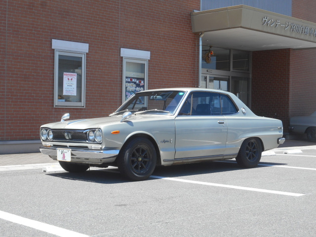 スカイライン2.0 GT-X