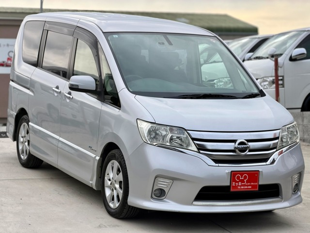 セレナ2.0 ハイウェイスター S-HYBRID