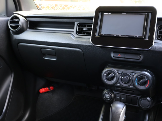 �n�f�WTV[�t���Z�O&�����Z�O�����؊�]/CD&DVD�Đ�/AM&FM���W�I/SD�J�[�h/Bluetooth�ڑ��Ή��i�r�Q�[�V�����V�X�e���ȂǃI�v�V�����������܂ߏ[���̑������e�ƂȂ��Ă���܂�!!