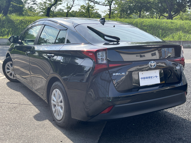 プリウス1.8 S セーフティ プラスII
