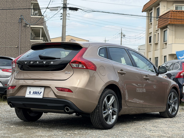 V40D4 SE ディーゼル