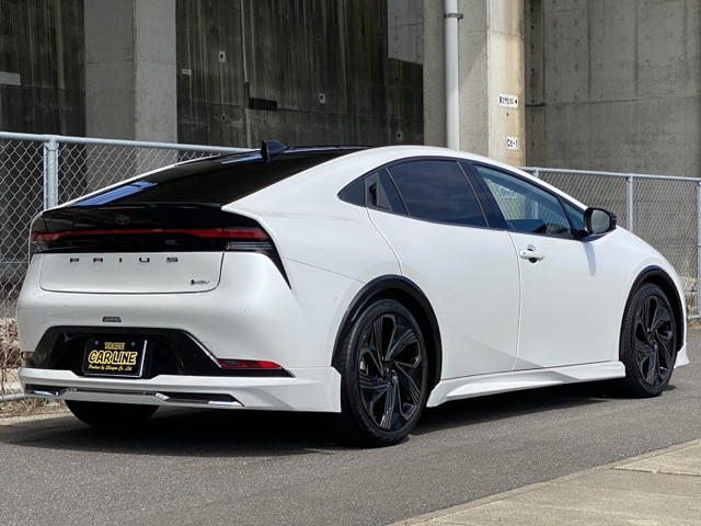 プリウス2.0 Z E-Four 4WD