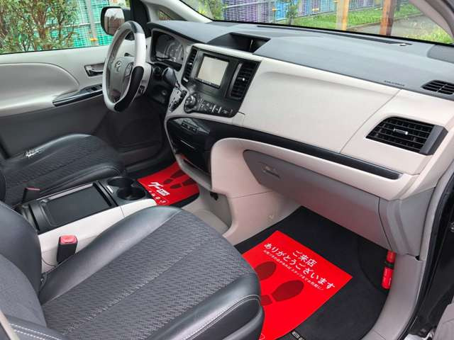 シエナ3.5 V6 SE