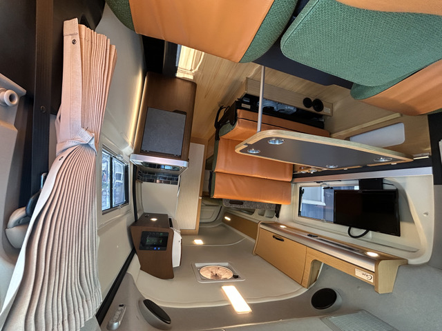 �g�C�t�@�N�g���[�̃o���R���͍ו��̑���A�f�M�A���Z�[���o�����[�ǂ������Ă��g�b�v�O���X�ł�!