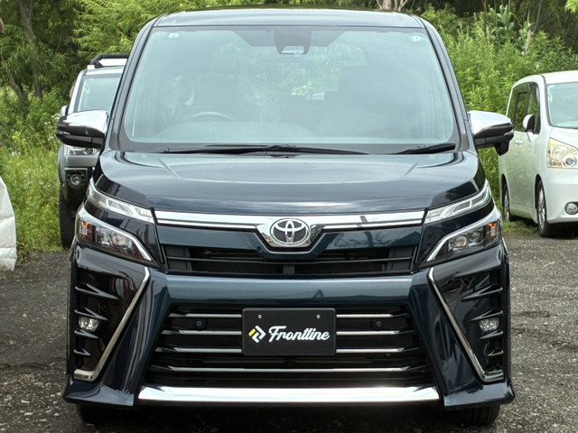 ヴォクシー2.0 ZS 煌III 4WD