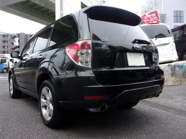フォレスター2.0 XT 4WD