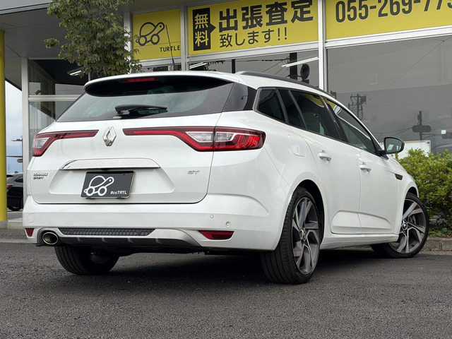 メガーヌスポーツツアラーGT