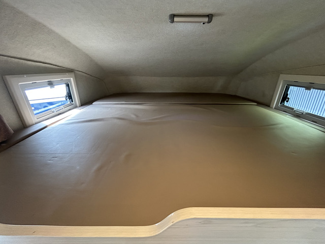�o���N�x�b�h���L�X���K!���@��190cm&times;190cm�ƂȂ��Ă���܂�!