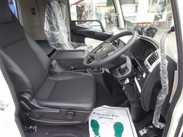 ファイター車載車