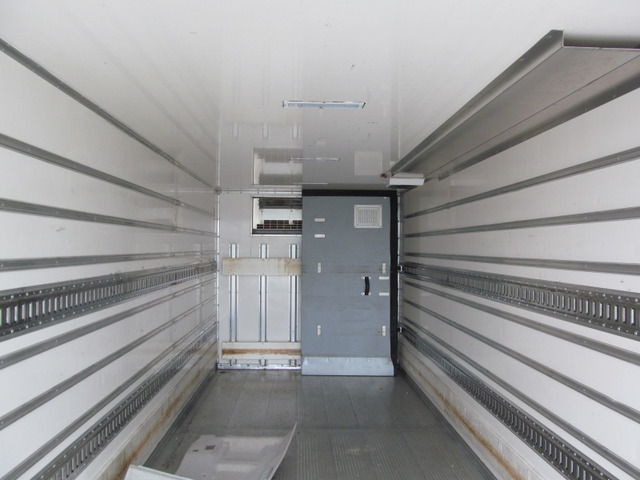 L610 W212 T203 cm �L���T�C�Y