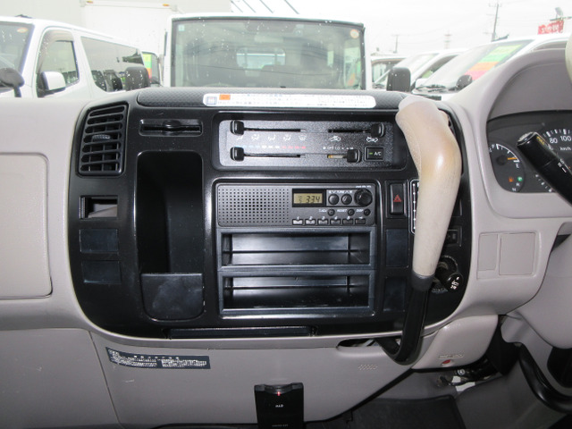 �������E�C���p�l���ł���