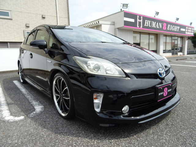 プリウス1.8 S
