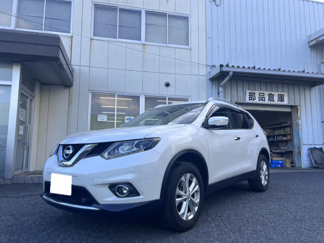 エクストレイル2.0 20Xt エマージェンシーブレーキパッケージ
