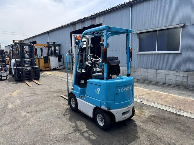トヨタL&amp;F電動フォークリフト