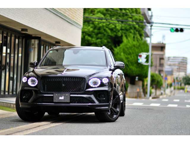 ベンテイガV8 4WD
