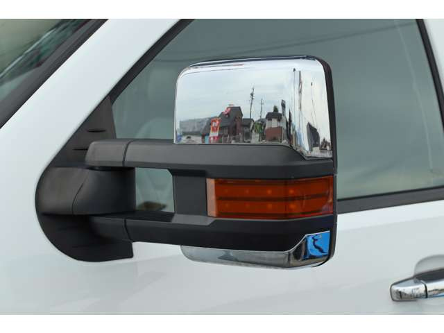 LED�t���E�g�[�C���O�~���[
