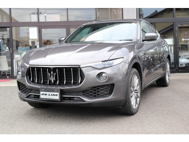 レヴァンテ3.0 4WD