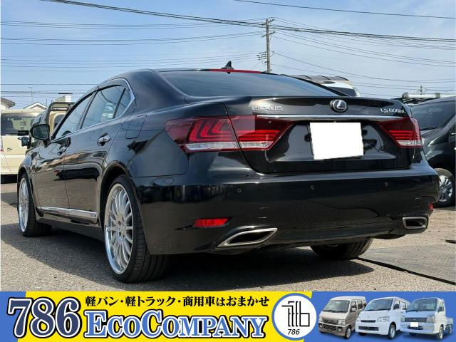 LS600hL エグゼクティブパッケージ 4WD