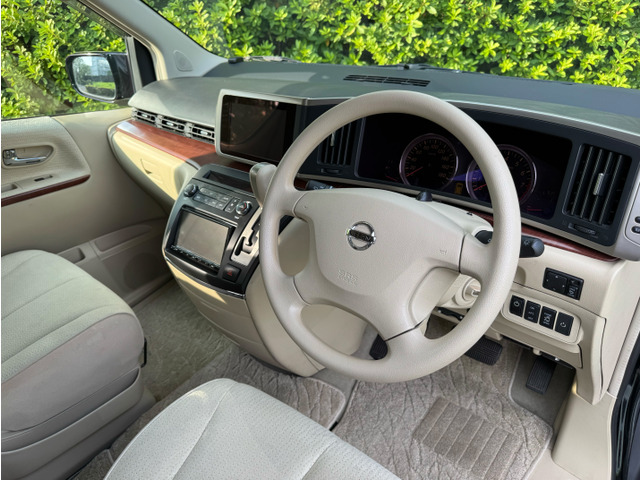 エルグランド2.5 V エアロ