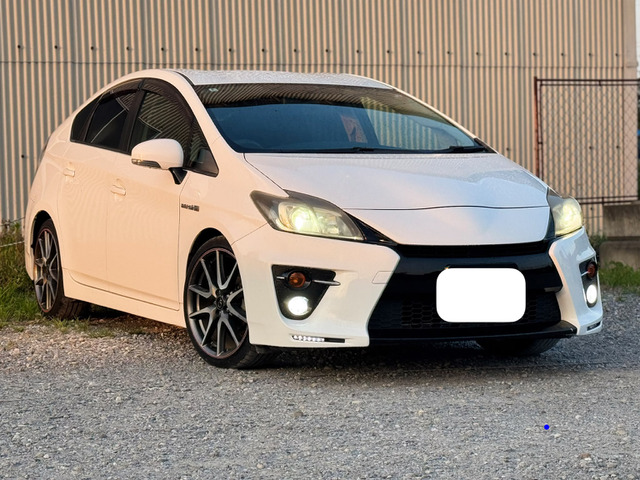 プリウス1.8 S ツーリングセレクション G's