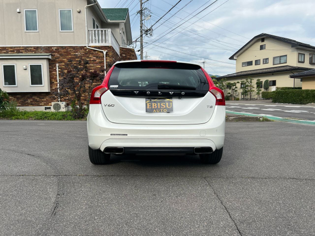 V60T5 Rデザイン