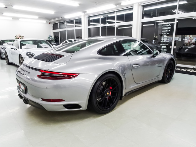 911カレラ GTS PDK